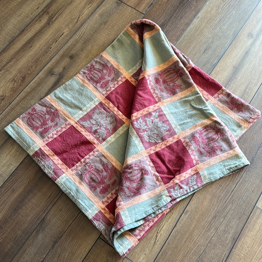 Fall Oblong Tablecoth - Picture 3 of 3